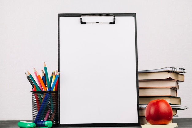 希望疫情早日结束的说说(希望疫情早日结束的文案)